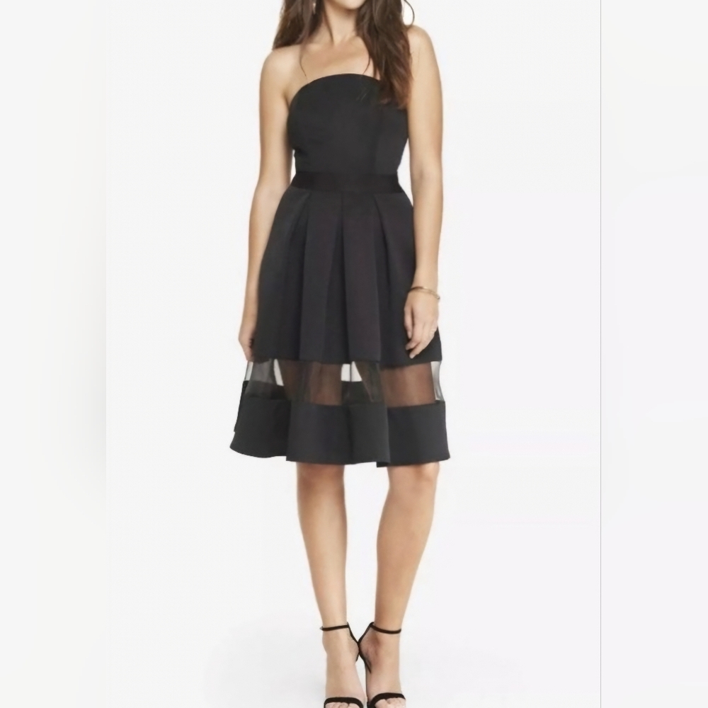 Express Women's Black Strapless Organza Inset Midi Dress Size: 2